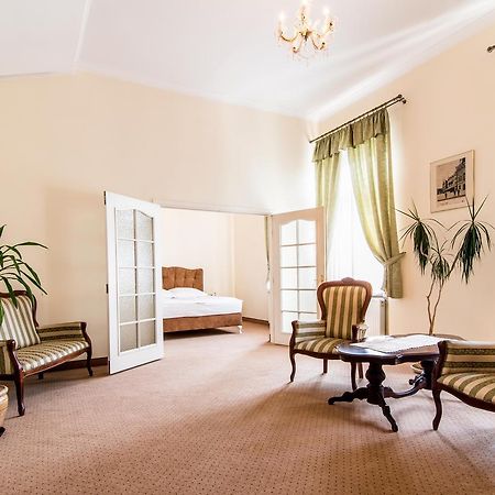 Hotel Piast スウプスク エクステリア 写真