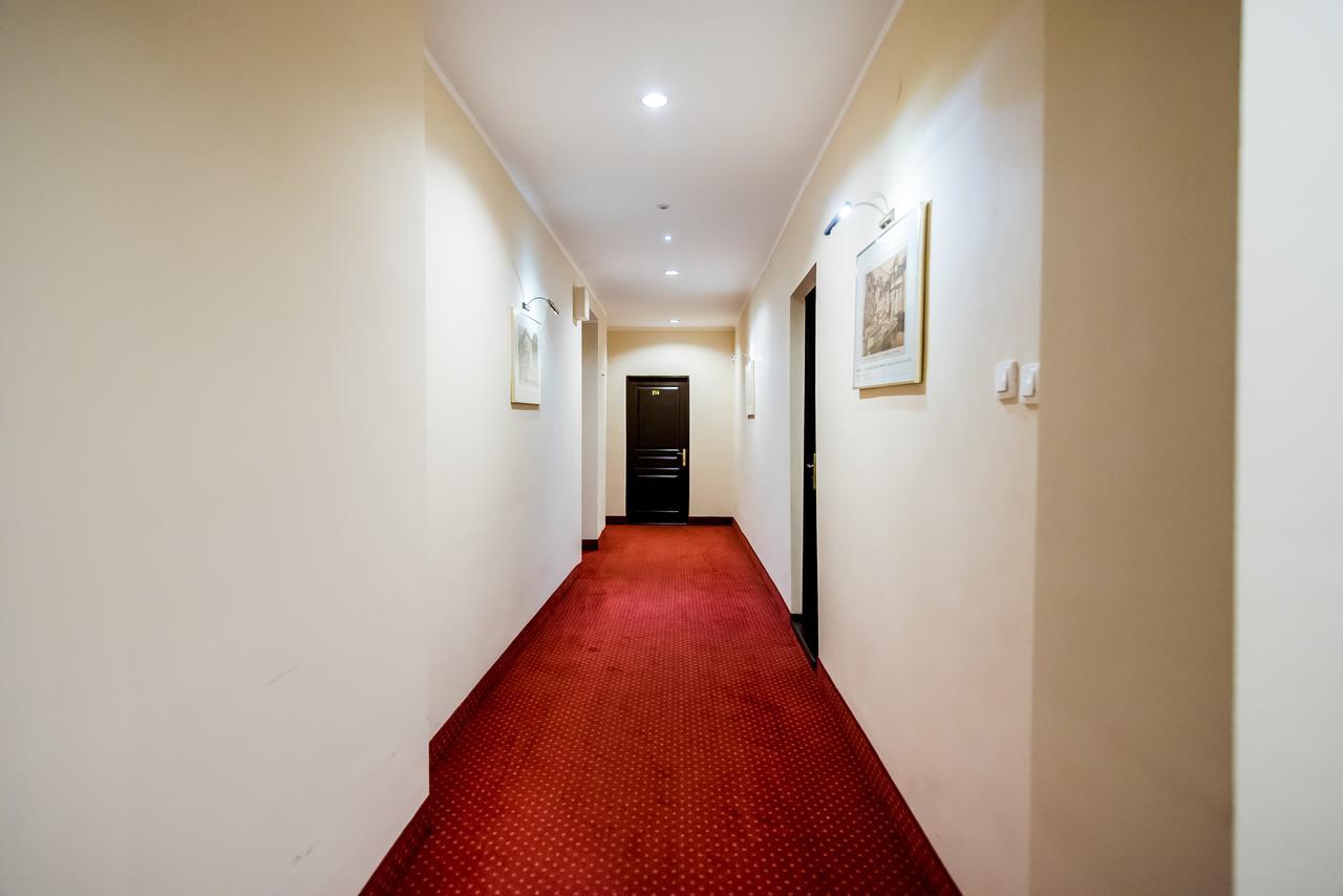 Hotel Piast スウプスク エクステリア 写真